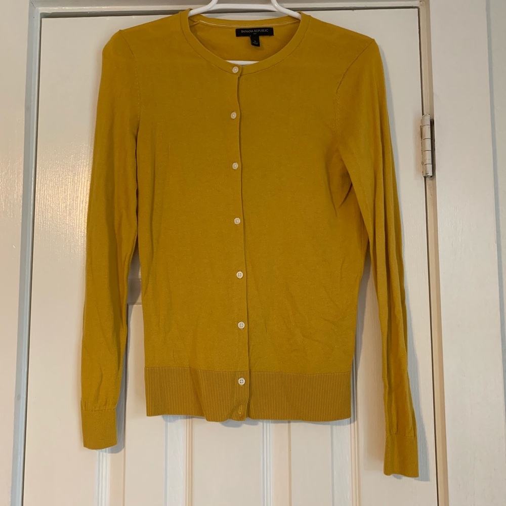 Banana Republic Mustard Yellow Crewneck Button Cardigan